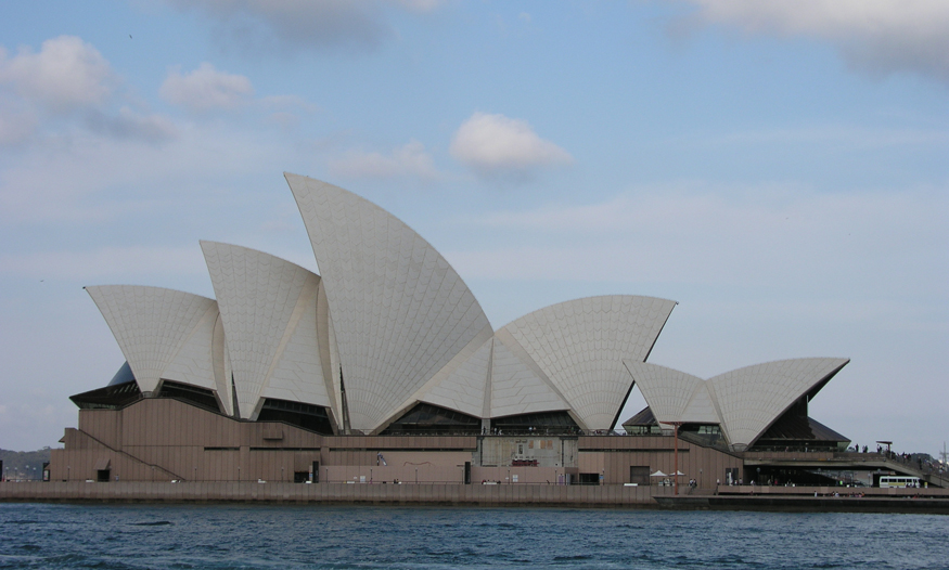 Sydney 875 x 526